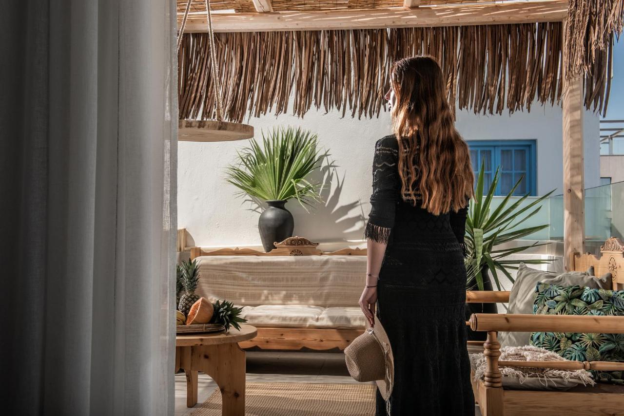 Khroma Luxury Suite 2 Beach Front Apartment Hersonissos  Eksteriør billede