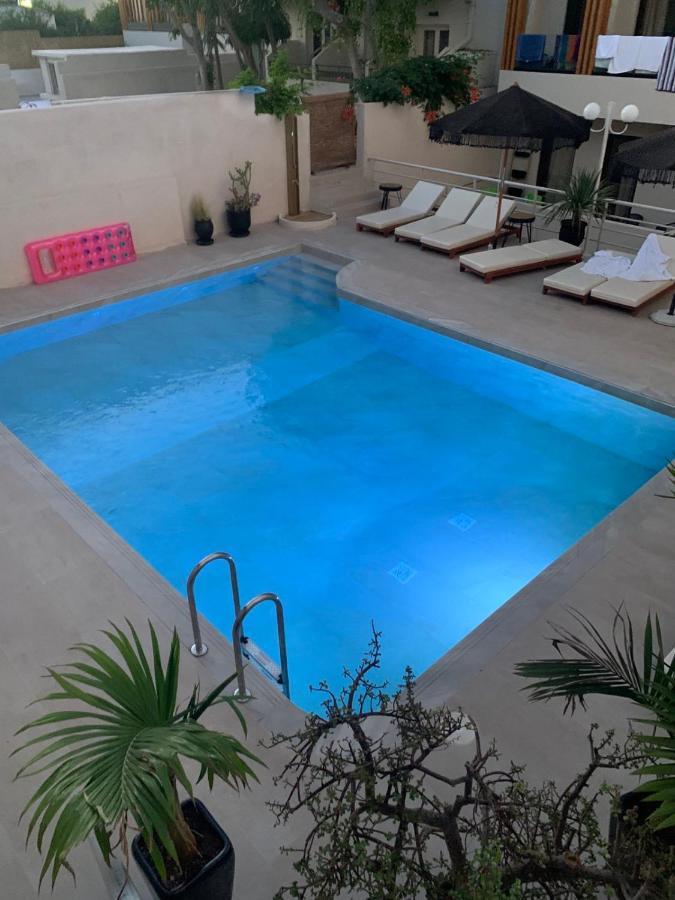 Khroma Luxury Suite 2 Beach Front Apartment Hersonissos  Eksteriør billede